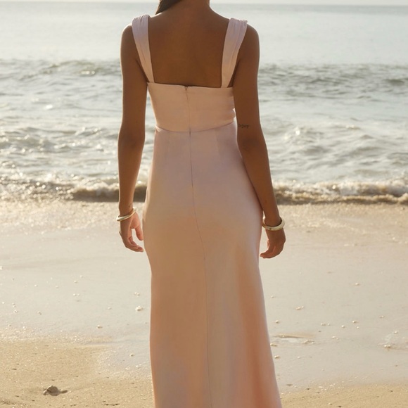 Chic Pink Maxi Dress - Picture 2 of 4